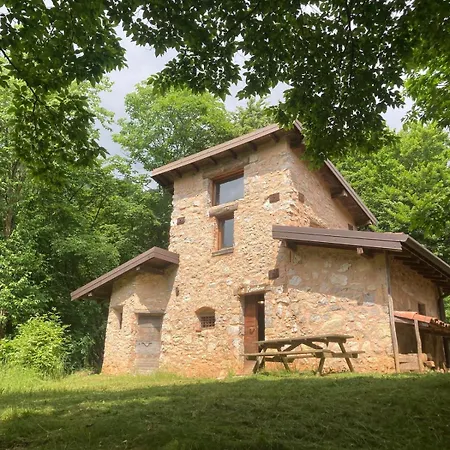 Il Roccolino- Antica Casa Nel Bosco * Tavernole sul Mella